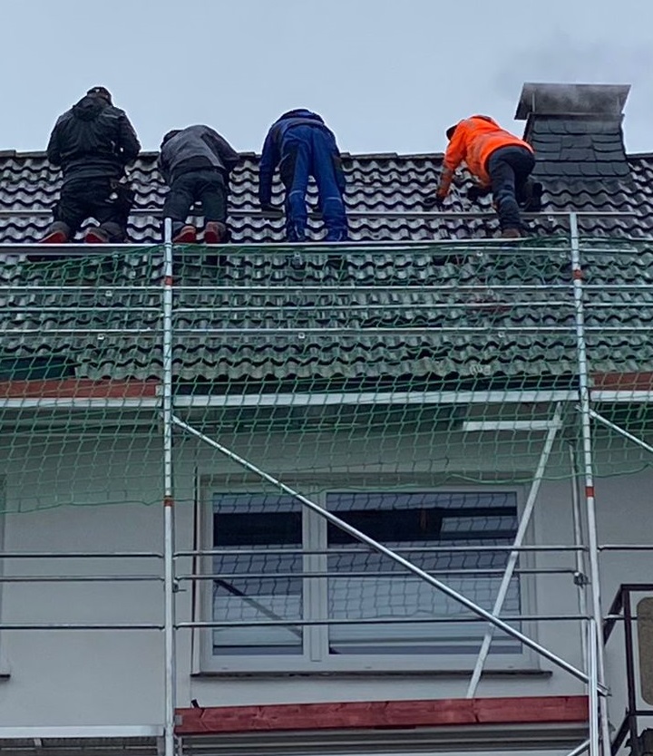 Montageteam auf der Baustelle